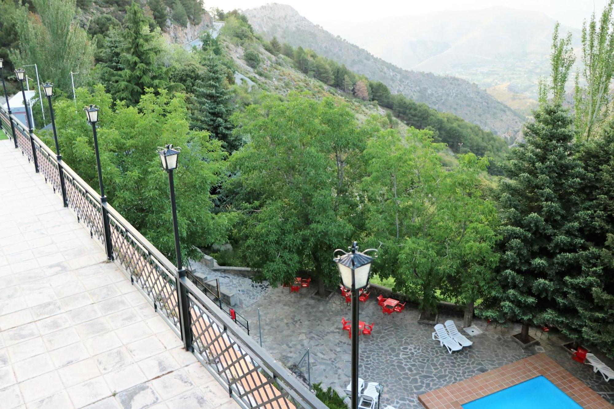 Hotel El Guerra Güéjar Sierra Exterior foto